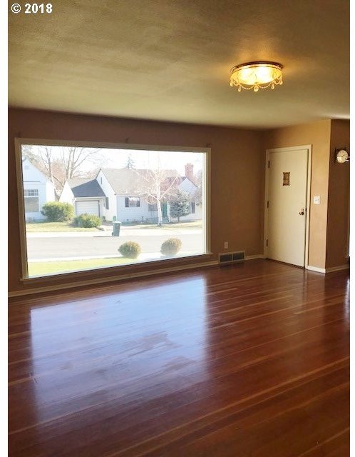 621 Northwest 9th Street Pendleton, OR 97801 - Photo 3 of 17 Gallery Image 3