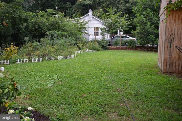 558 Riverside Drive Pasadena, MD 21122 - Photo 24 of 30 Back Yard
