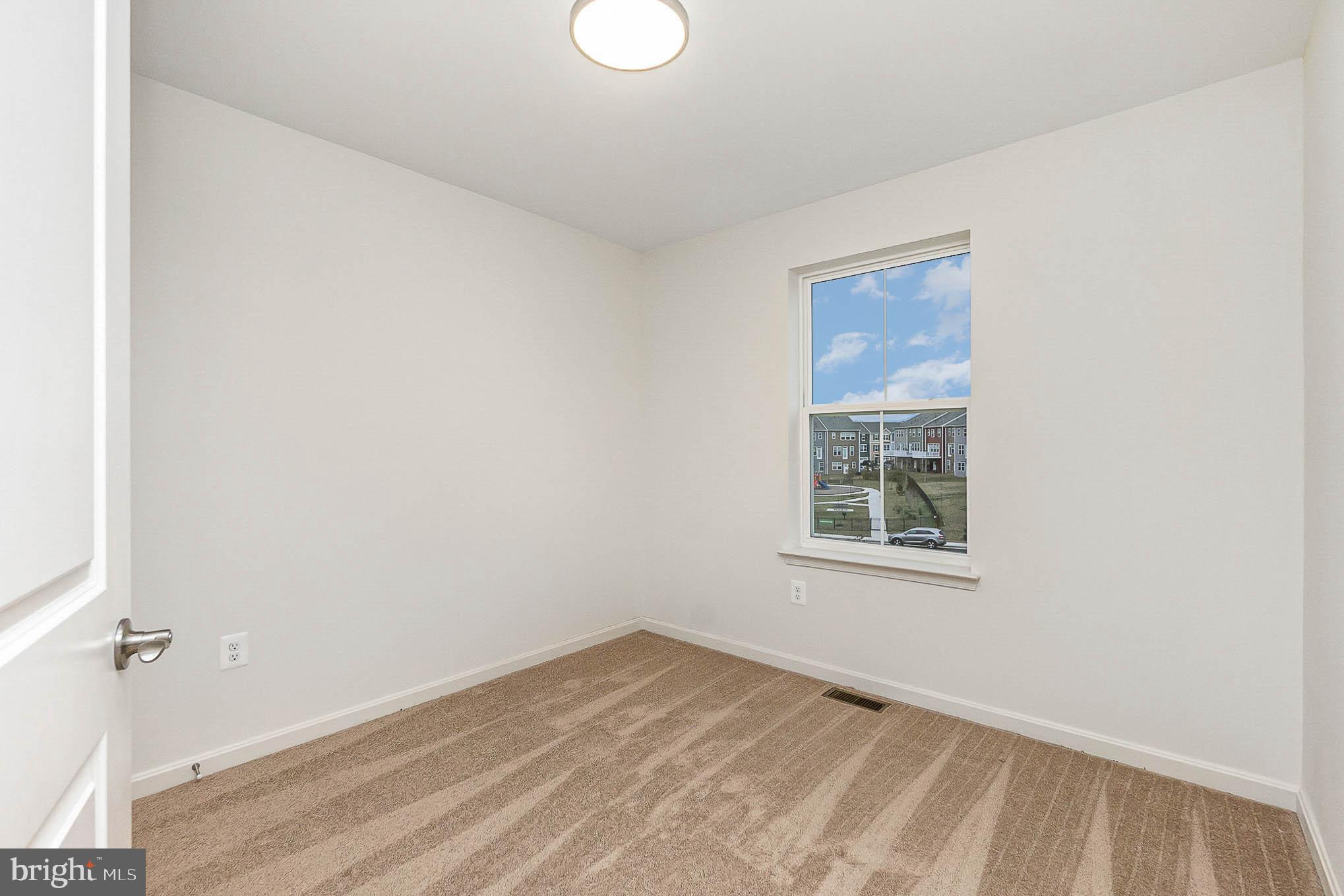 7341 Martin Farm Circle Rosedale, MD 21237 - Photo 25 of 29