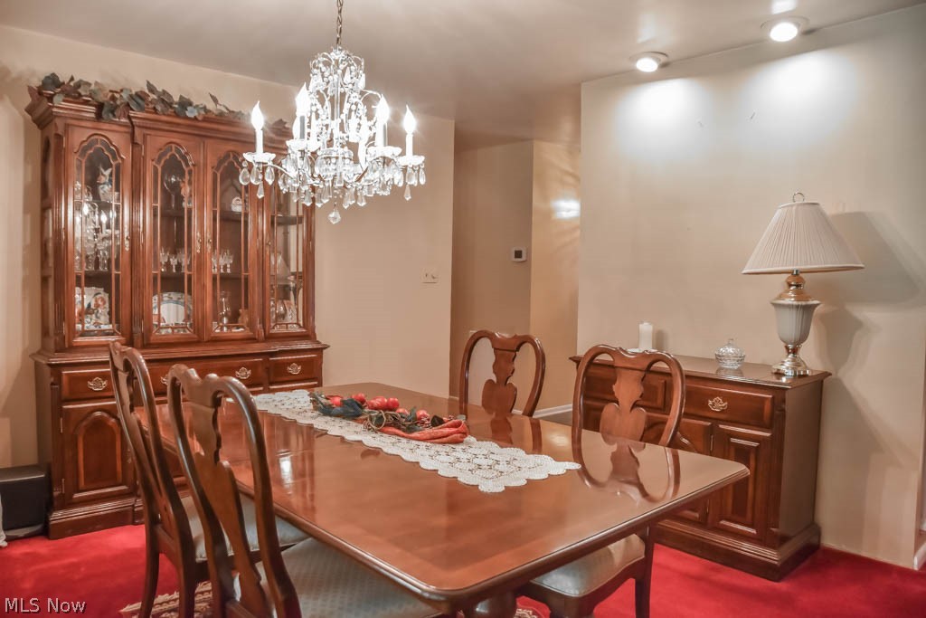 6394 Fairhaven Road Cleveland, OH 44124 - Photo 9 of 27 Dining Room