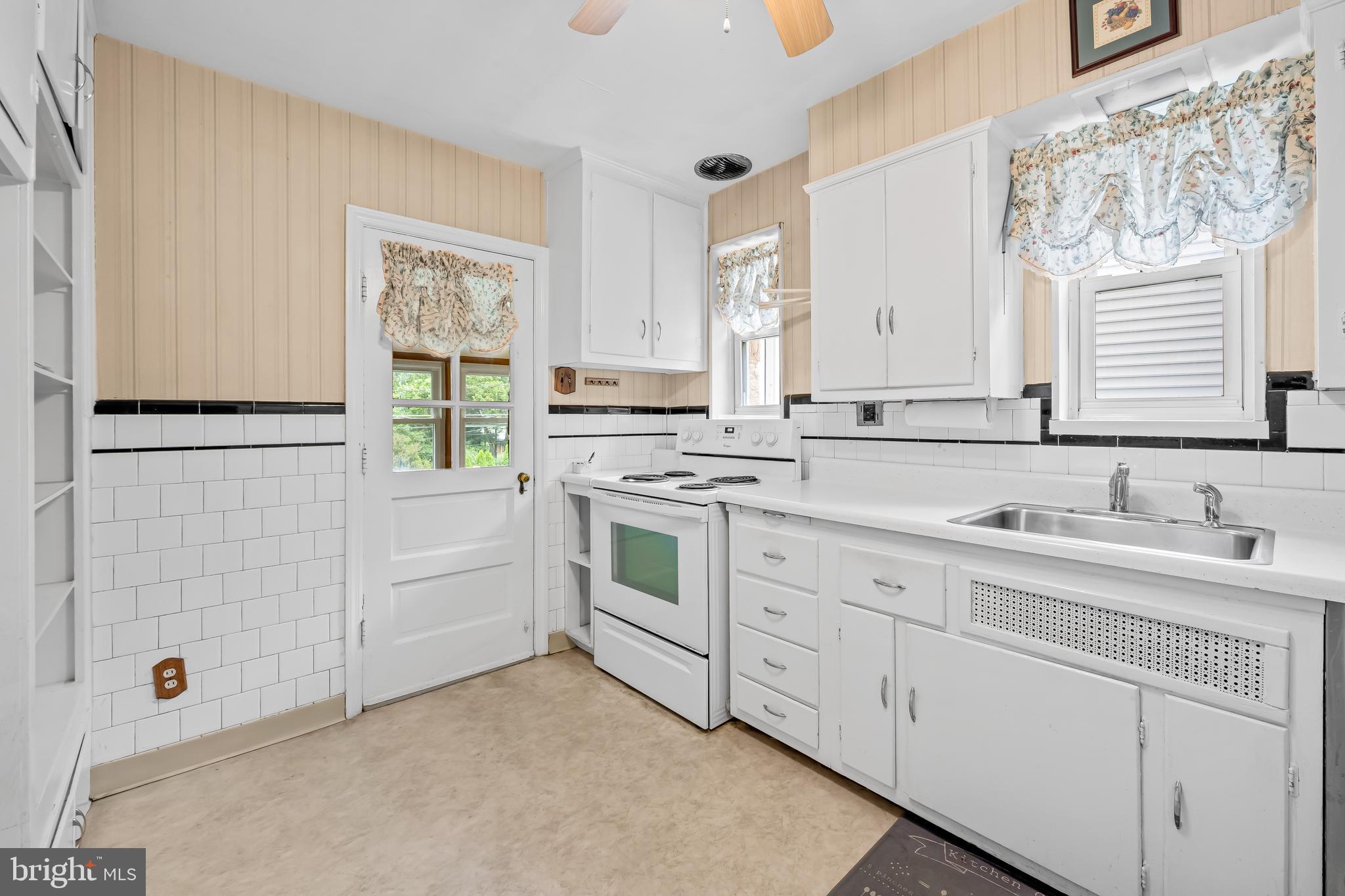 816 Ridgeleigh Road Baltimore, MD 21212 - Photo 11 of 47