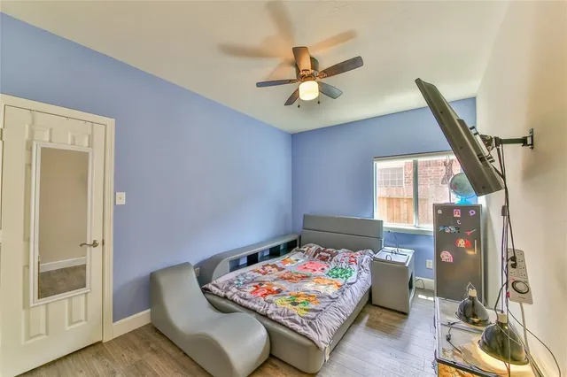 $2,600 | 2301 Shadow Falls Lane, Pearland, TX 77584