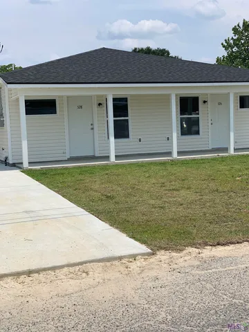$1,200 | 544 Live Oak Boulevard, Baton Rouge, LA 70806