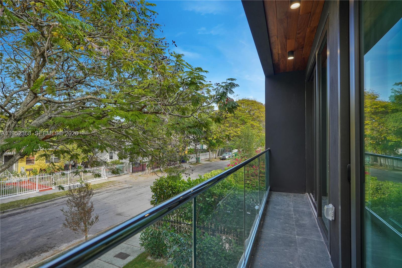 30 Northeast 50th Street Miami, FL 33137 - Photo 31 of 35 a view of a balcony with an outdoor space