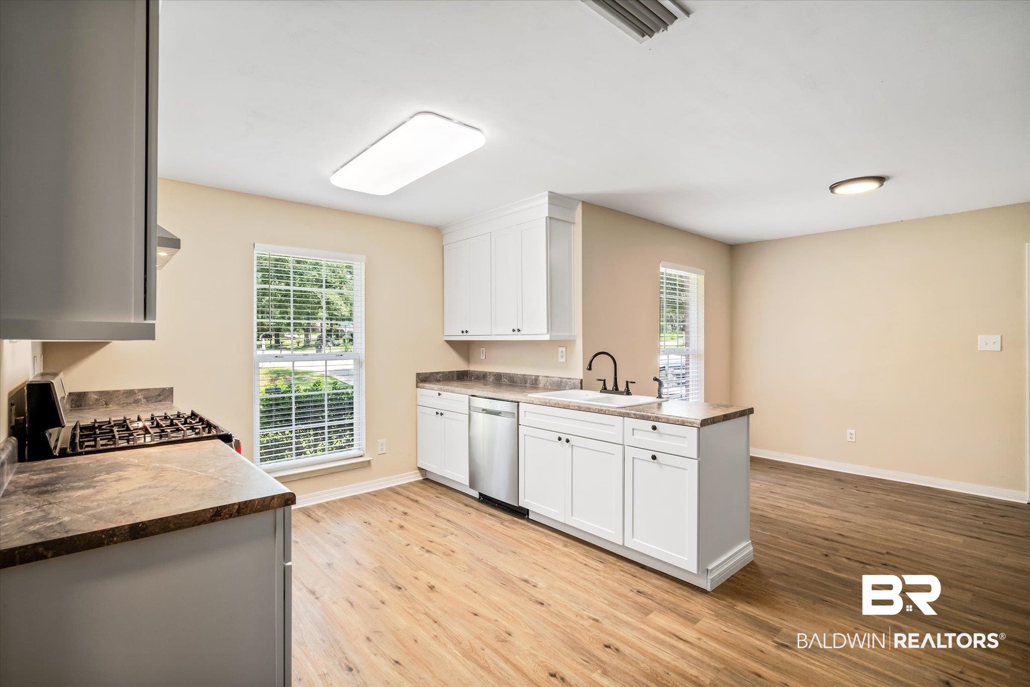 10131 British Court Semmes, AL 36575 - Photo 6 of 21