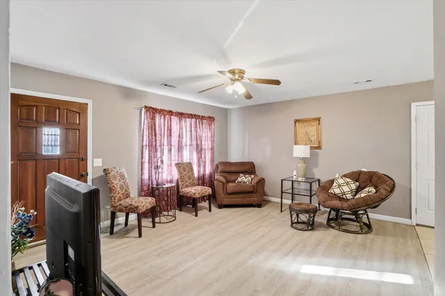 $270,000 | 318 Jean Wells Drive, Goose Creek, SC 29445