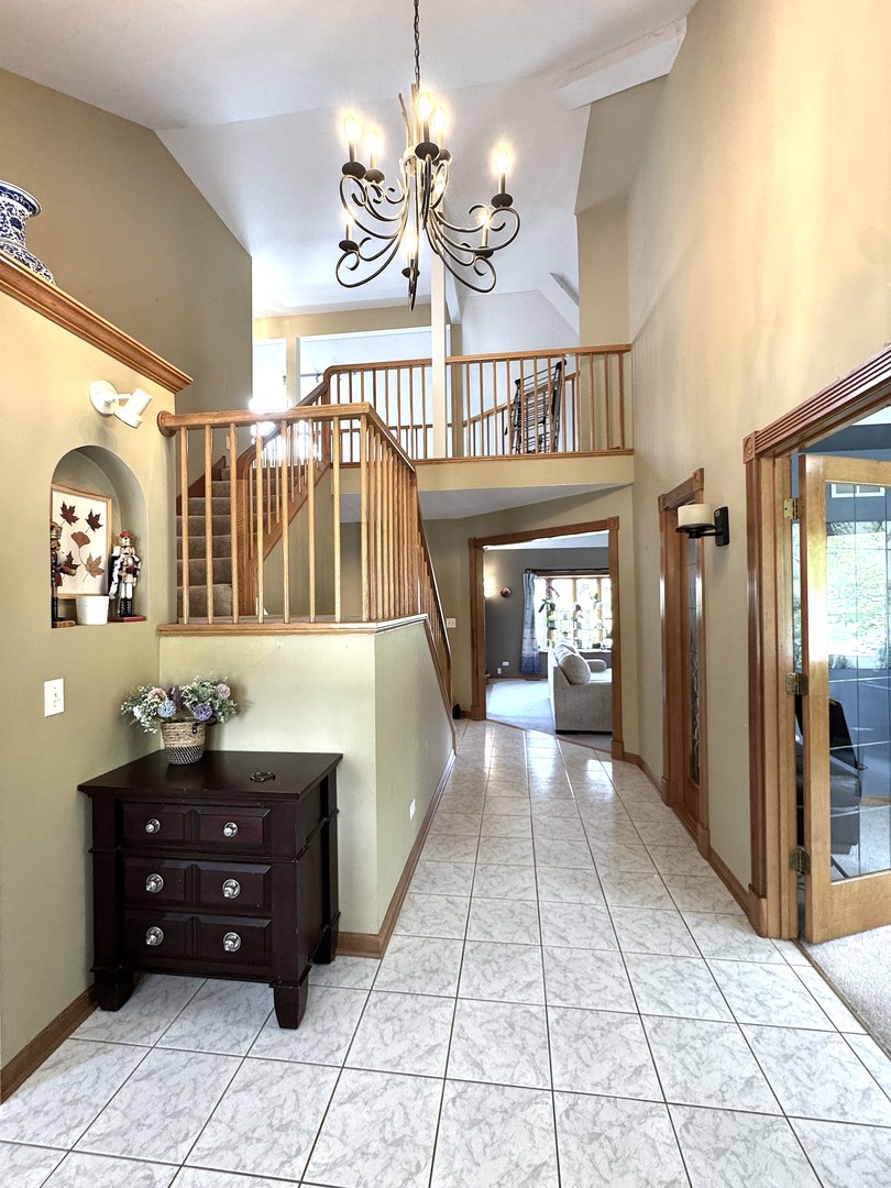 623 Steamboat Road Naperville, IL 60565 - Photo 16 of 37