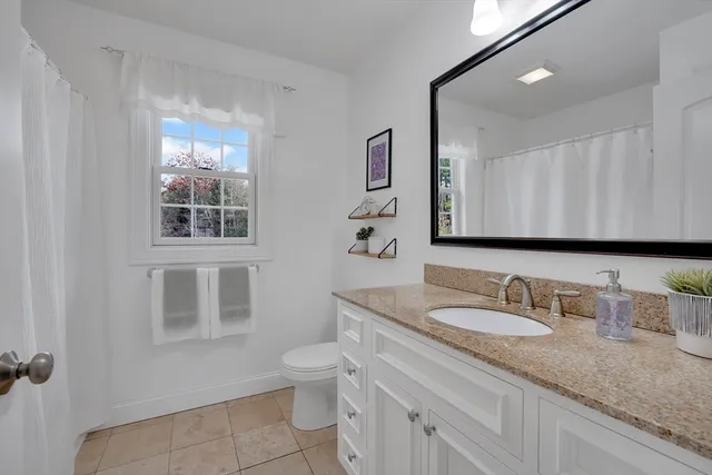 $699,000 | 66 Lee Street, East Longmeadow, MA 01028