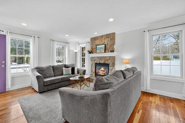 $699,000 | 66 Lee Street, East Longmeadow, MA 01028