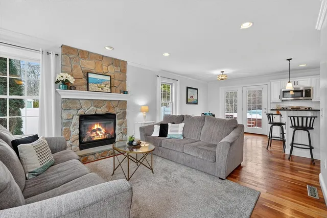 $699,000 | 66 Lee Street, East Longmeadow, MA 01028