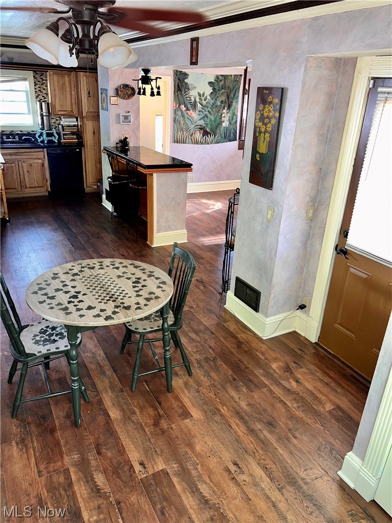 971 Dan Street Akron, OH 44310 - Photo 11 of 33 Gallery Image 11