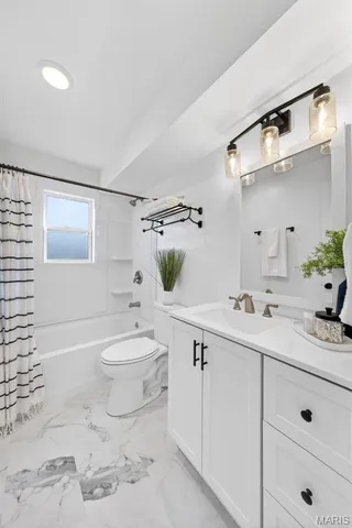 $135,000 | 1832 Gascony Parc Drive, Unit 1832, Lake St. Louis, MO 63367