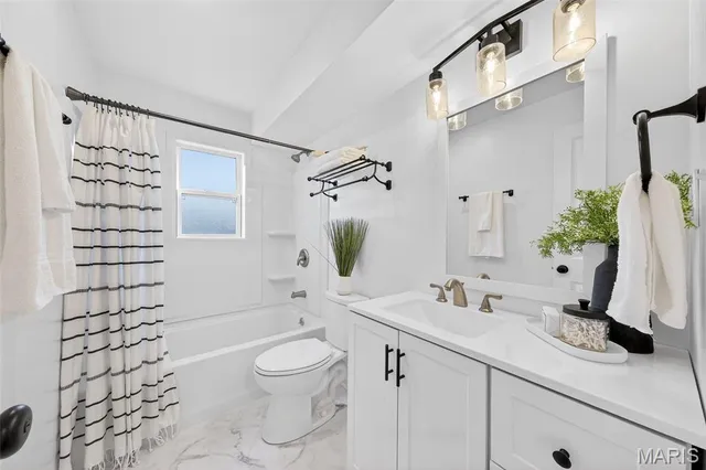 $135,000 | 1832 Gascony Parc Drive, Unit 1832, Lake St. Louis, MO 63367