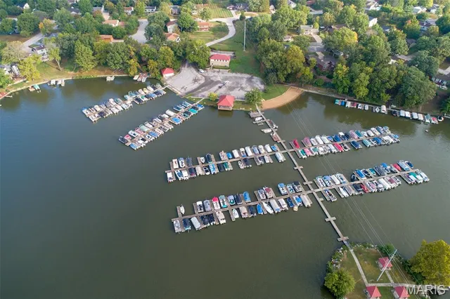 $135,000 | 1832 Gascony Parc Drive, Unit 1832, Lake St. Louis, MO 63367