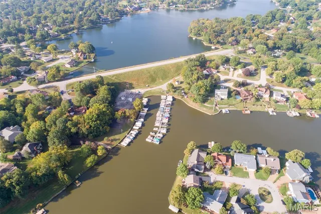 $135,000 | 1832 Gascony Parc Drive, Unit 1832, Lake St. Louis, MO 63367