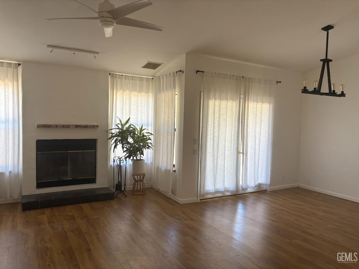 Undisclosed Address Ridgecrest, CA 93555 - Photo 12 of 31 Gallery Image 12