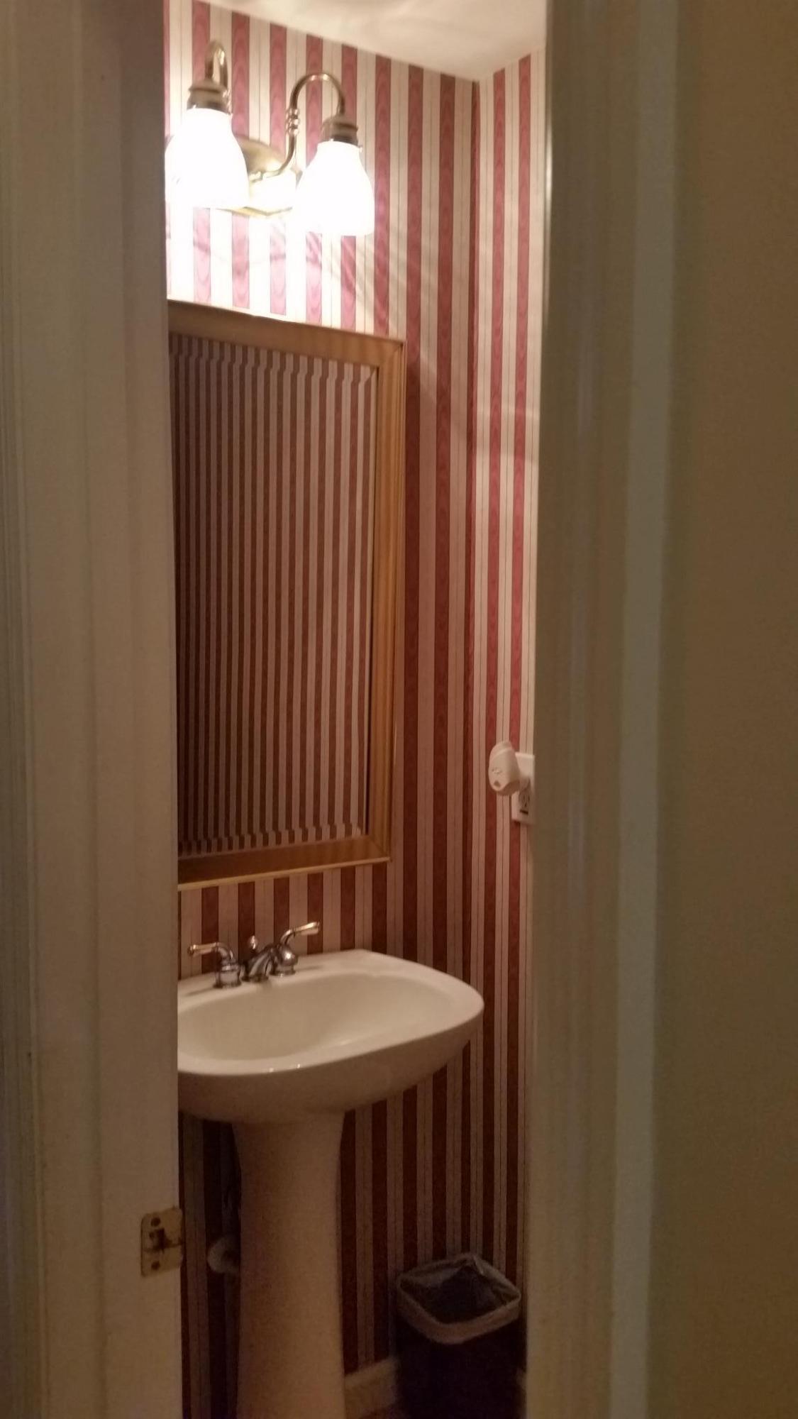 149 Old Course Road Summerville, SC 29485 - Photo 12 of 24 Powder Room