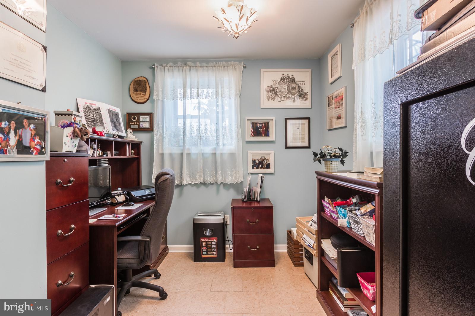 491 Cropp Road Fredericksburg, VA 22406 - Photo 23 of 30 Office/den/ guest Room