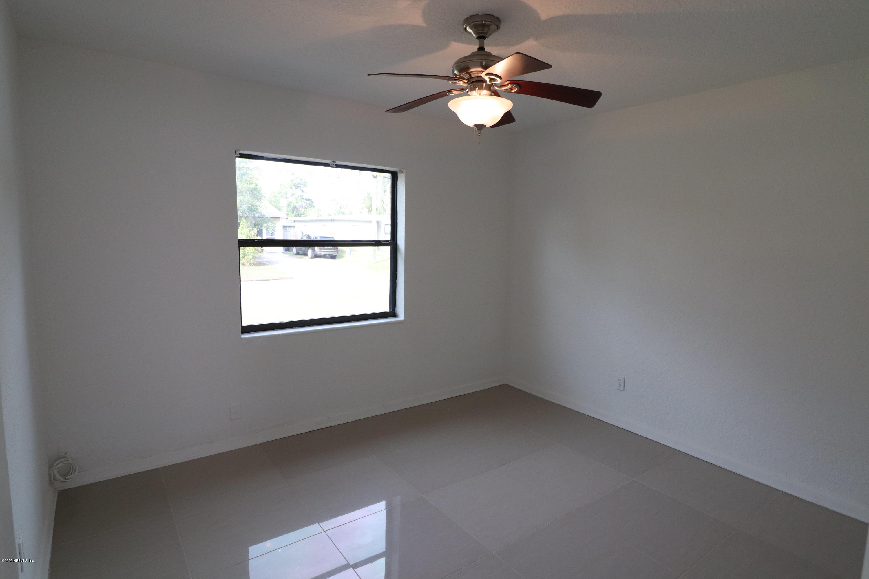 6131 Suwanee Road Jacksonville, FL 32217 - Photo 12 of 21 IMG_0176
