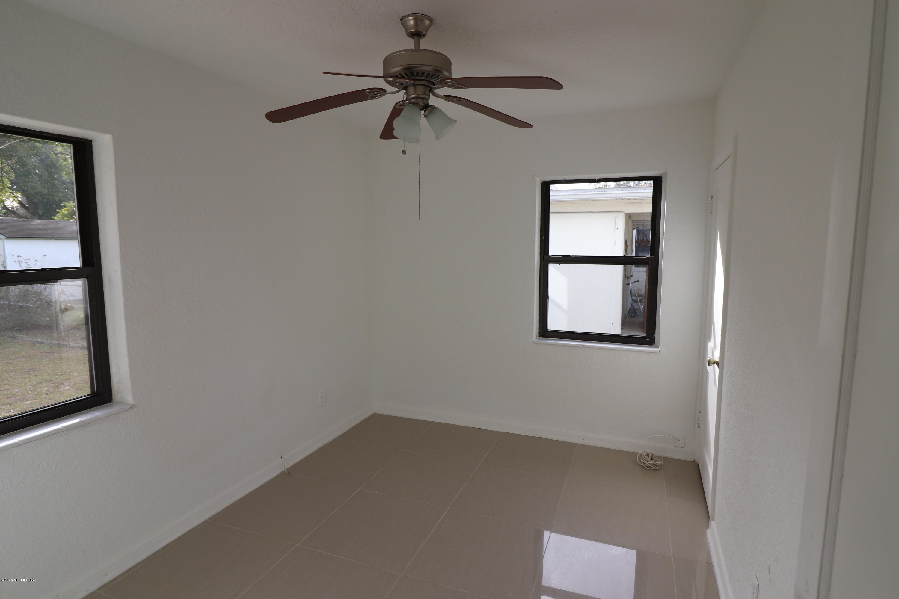 6131 Suwanee Road Jacksonville, FL 32217 - Photo 14 of 21 IMG_0172