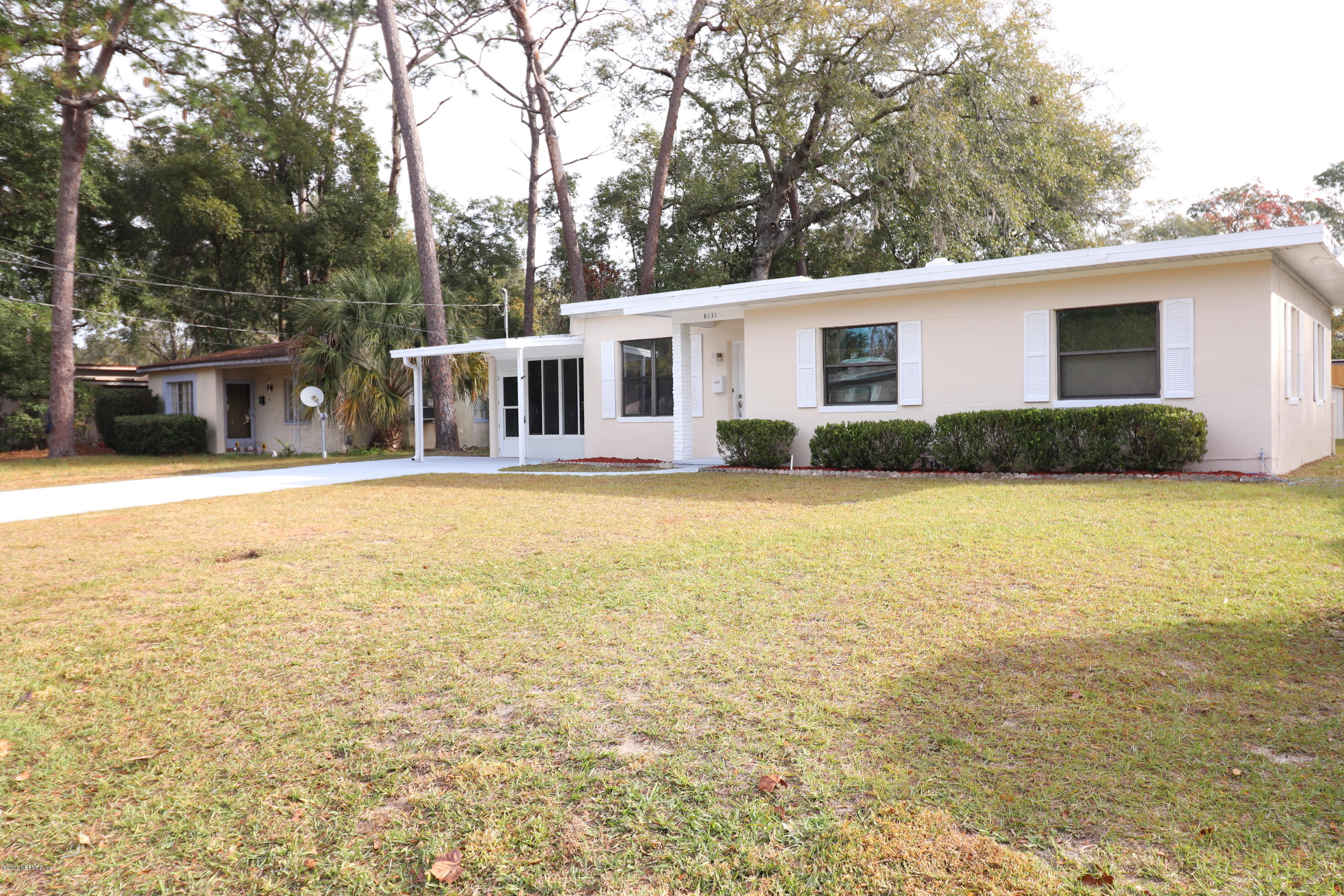 6131 Suwanee Road Jacksonville, FL 32217 - Photo 3 of 21 IMG_0161