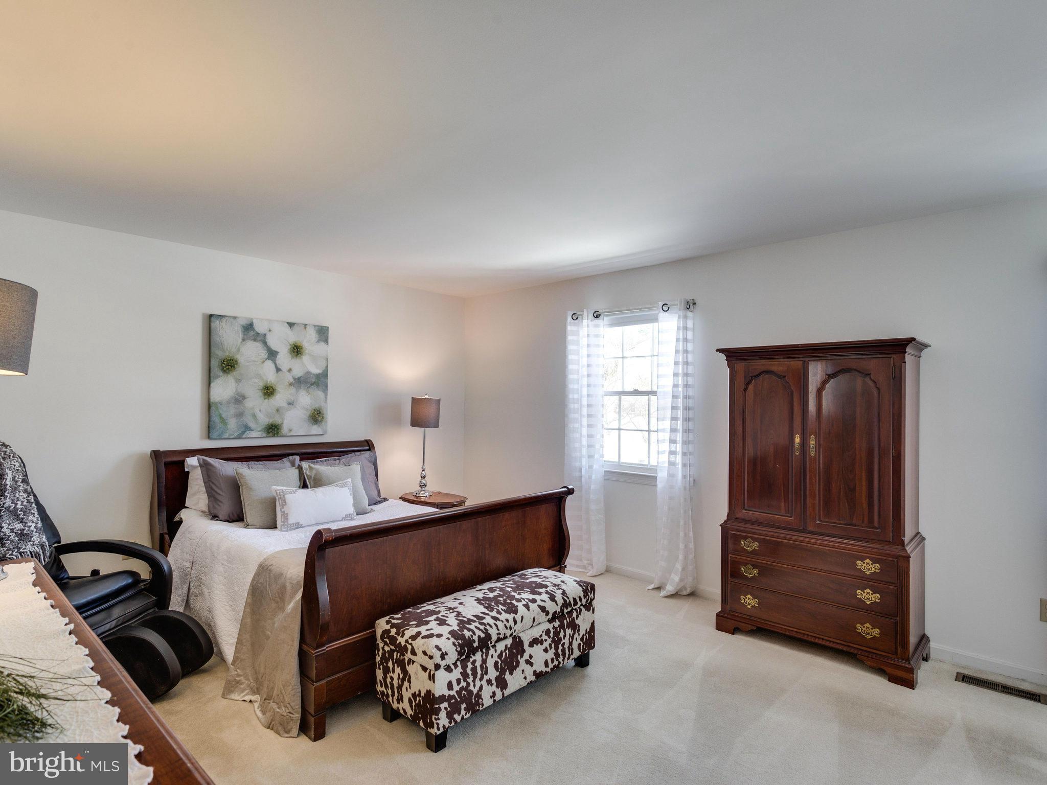 7905 Viola Street Springfield, VA 22152 - Photo 14 of 30 Bedroom (Master)