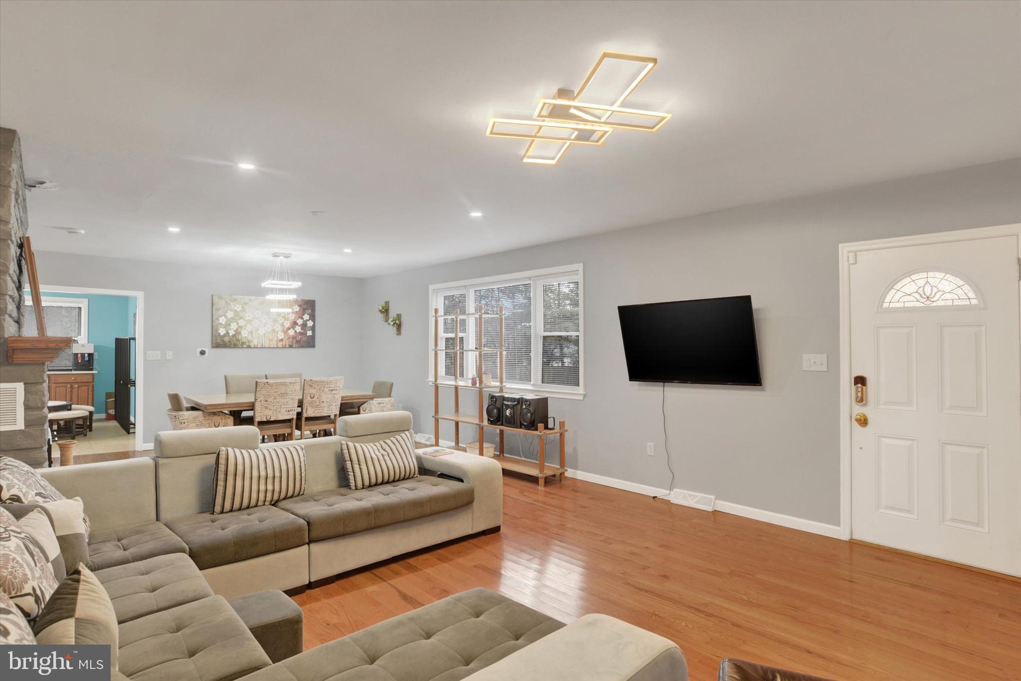 1343 Church Road Hershey, PA 17033 - Photo 3 of 30