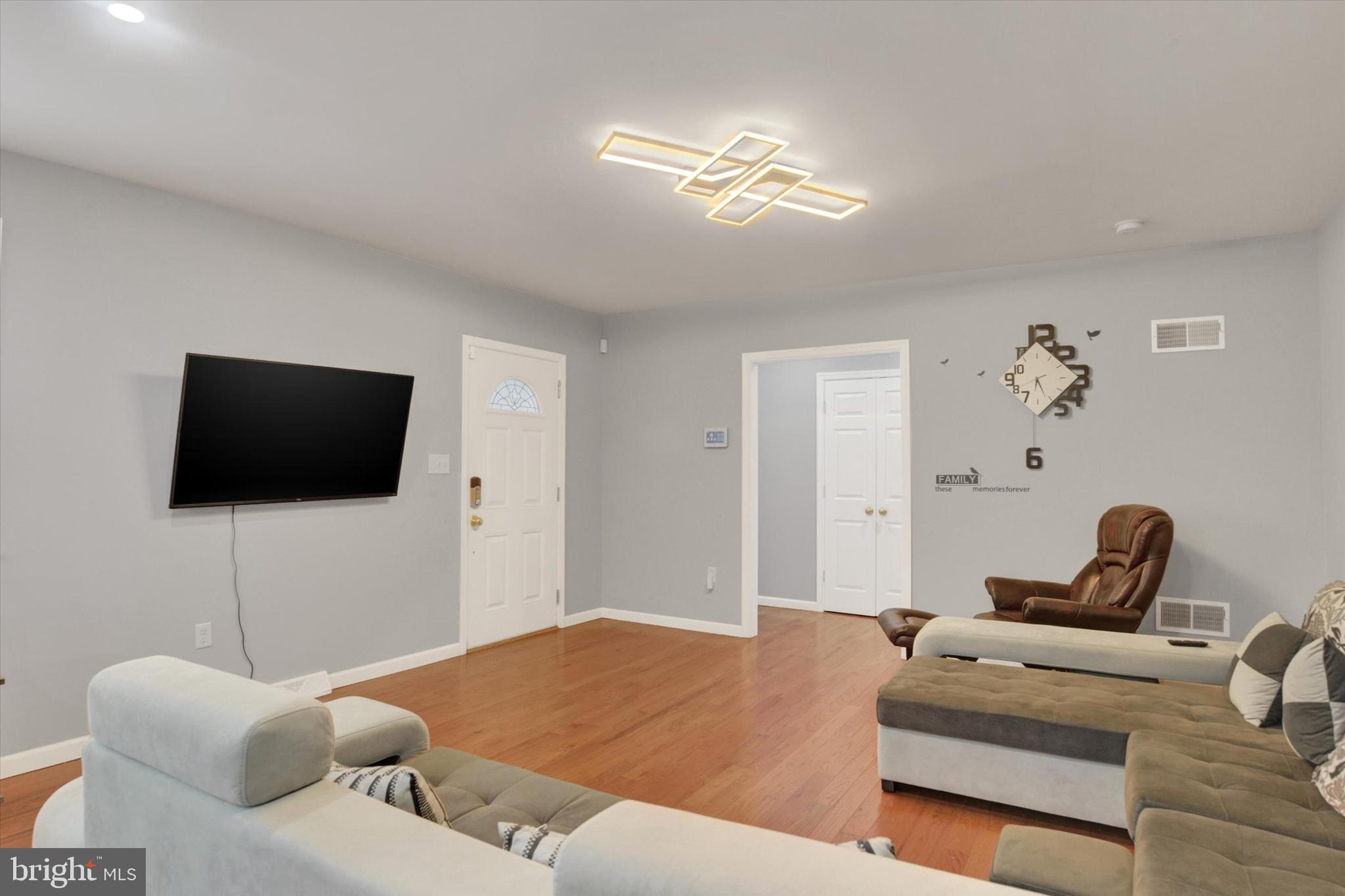 1343 Church Road Hershey, PA 17033 - Photo 4 of 30