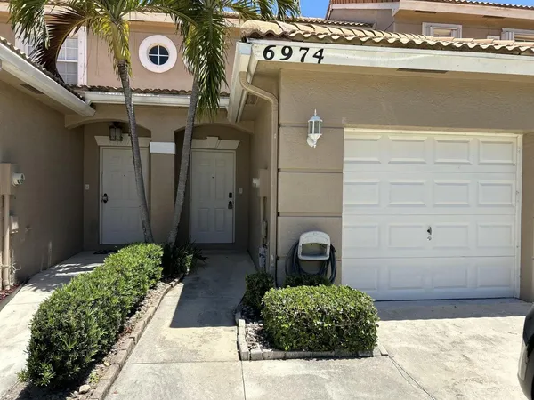 $2,650 | 6974 Oak Bridge Lane, Lake Worth, FL 33467
