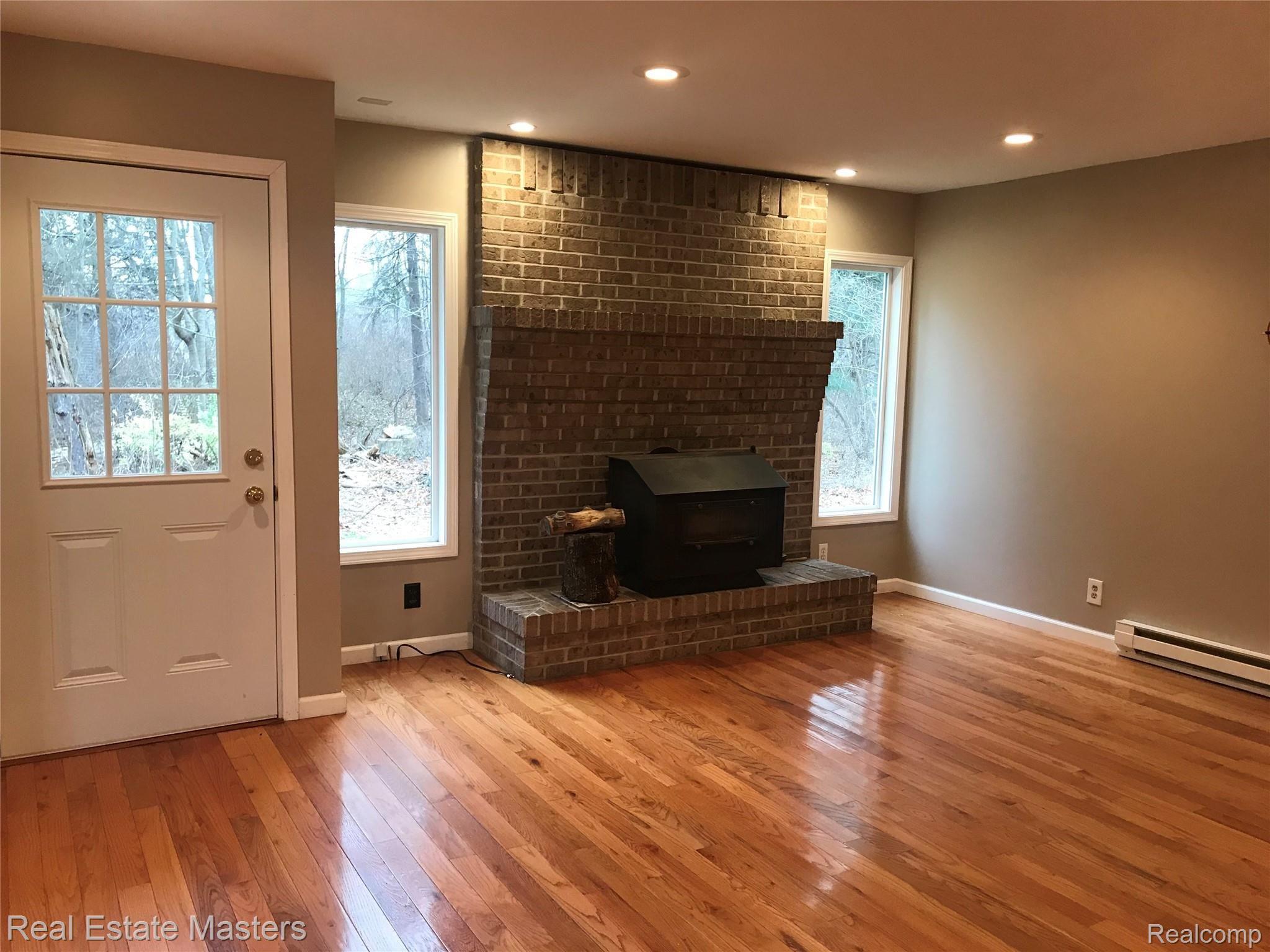 6738 Norman Road Jeddo, MI 48032 - Photo 4 of 20 n14.jpg