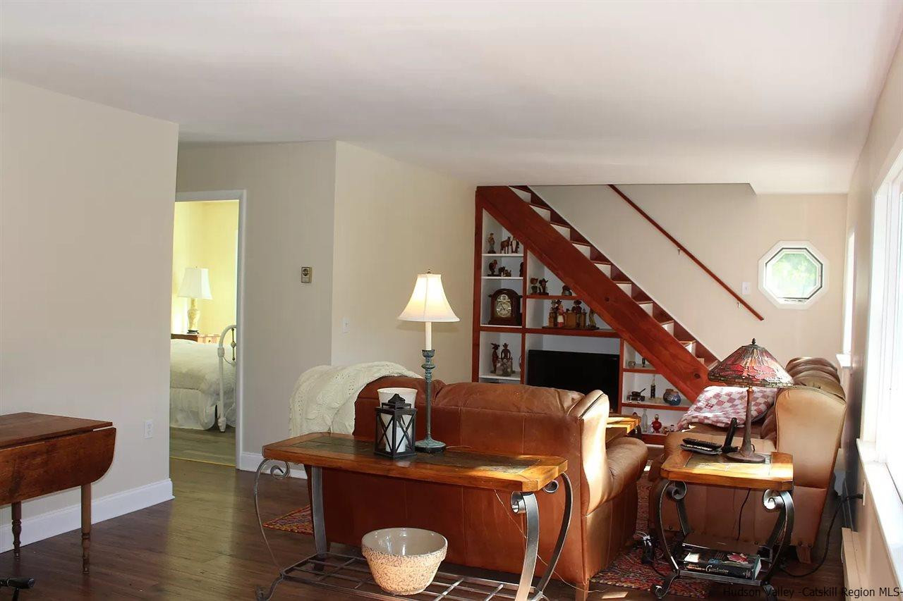 379 Tanglewood Lane Road Delhi, NY 13752 - Photo 4 of 35 a very nice looking room with many windows