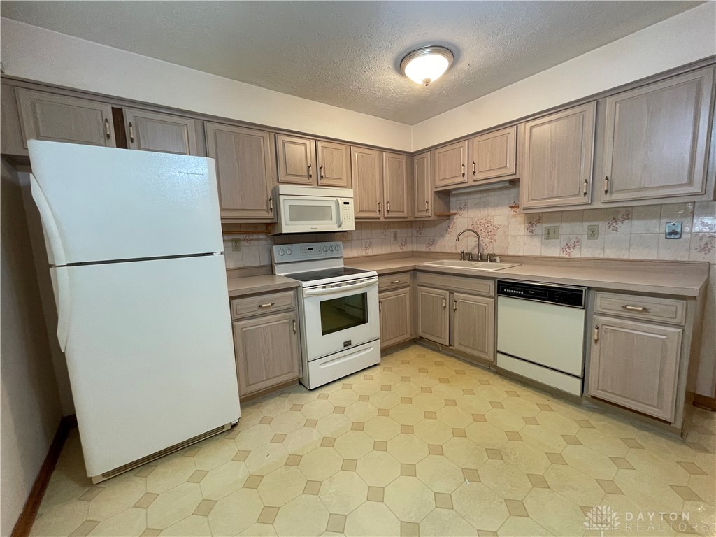 3301 Little York Road Dayton, OH 45414 - Photo 25 of 48 Gallery Image 25