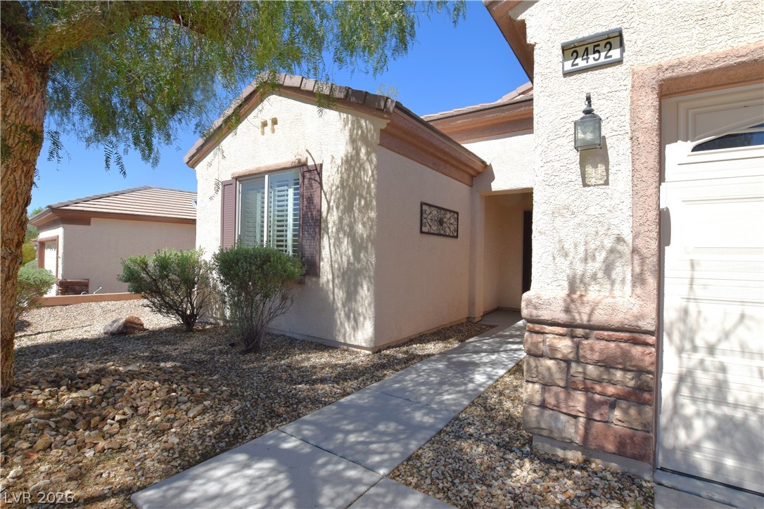2452 Cosmic Ray Place Henderson, NV 89044 - Photo 4 of 51 shade tree