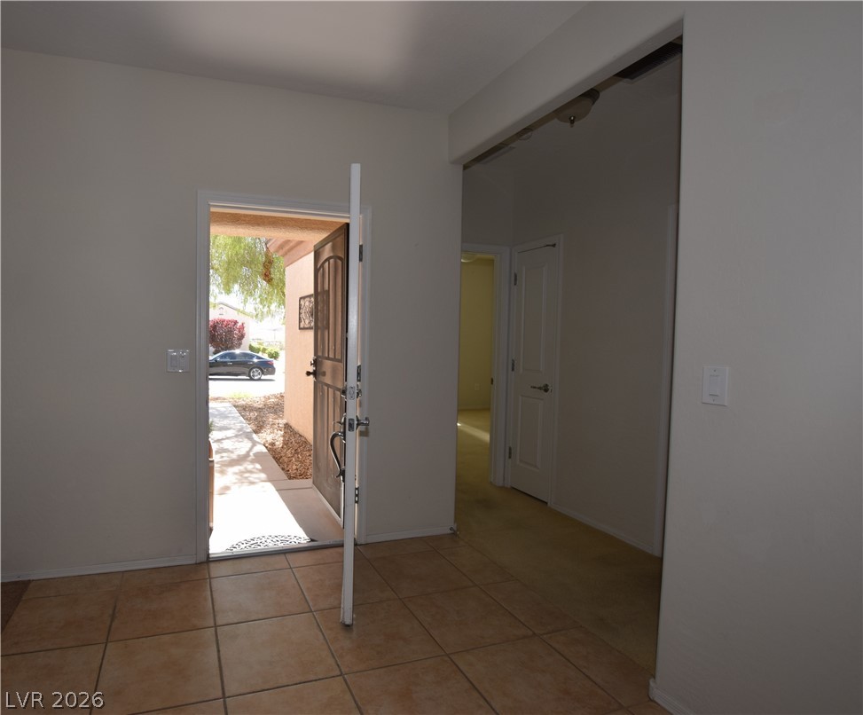 2452 Cosmic Ray Place Henderson, NV 89044 - Photo 7 of 51 welcome!
