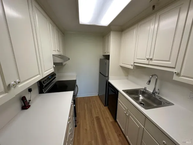 $245,000 | 100 Thorndale Drive, Unit 125, San Rafael, CA 94903