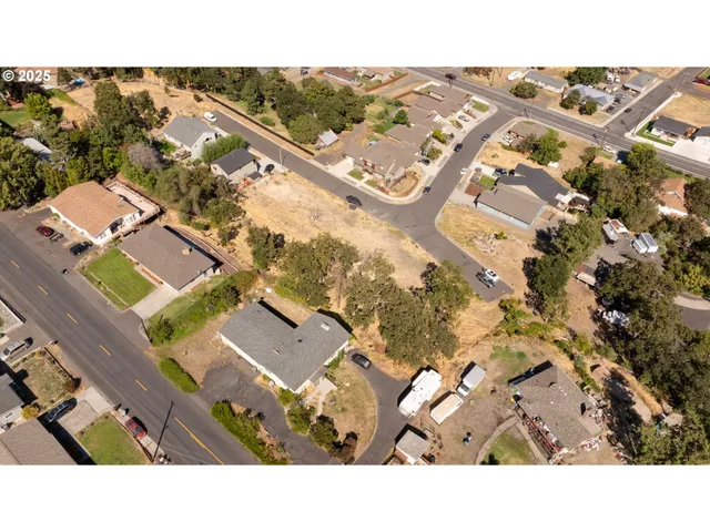 $85,000 | 2322 West 12th Street, Unit 5, The Dalles, OR 97058