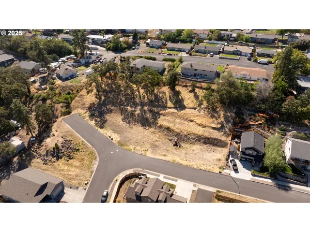 $85,000 | 2322 West 12th Street, Unit 5, The Dalles, OR 97058