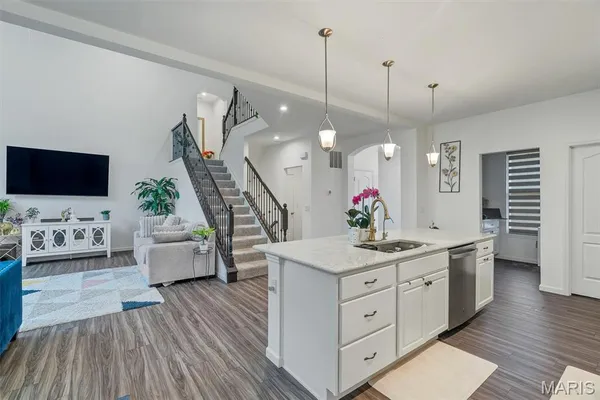 $585,000 | 708 Kenmare Court, Dardenne Prairie, MO 63368