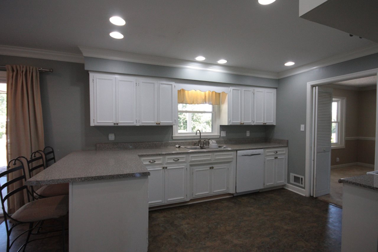 208 Riveredge Drive Moore, SC 29369 - Photo 3 of 23