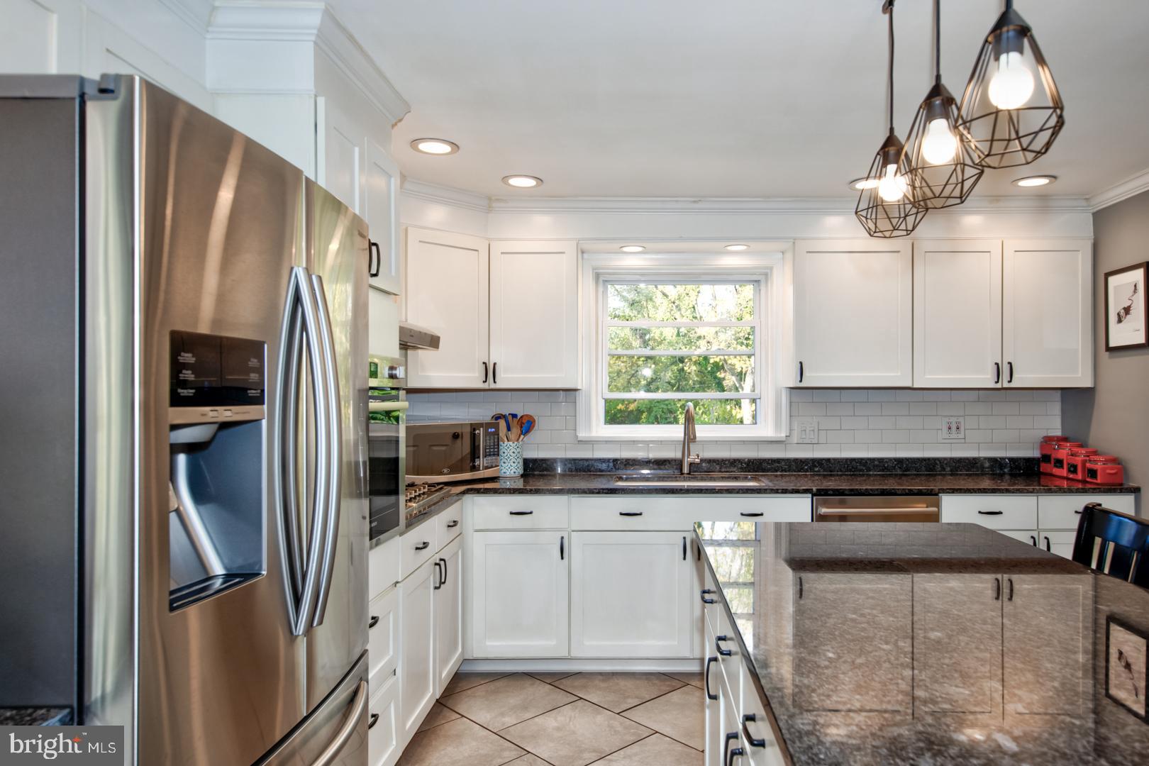 111 Gordon Road Glenside, PA 19038 - Photo 10 of 35 Gallery Image 10