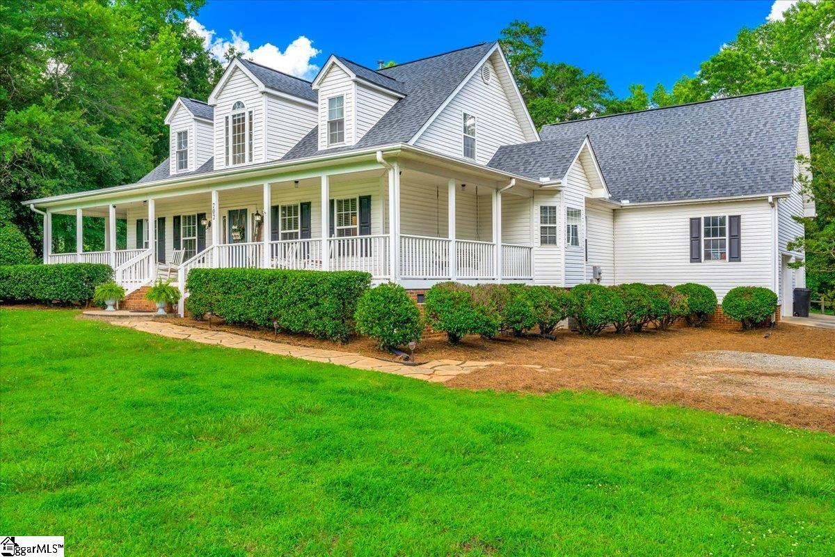 702 Rice Road Easley, SC 29640 - Photo 2 of 36