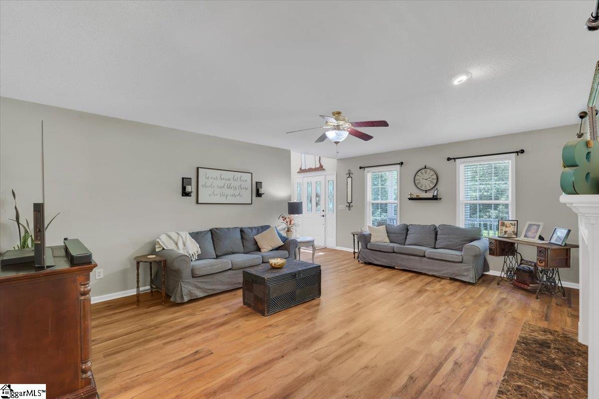 702 Rice Road Easley, SC 29640 - Photo 8 of 36
