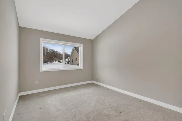 $1,995 | 436 Norway Lane, Somerset, WI 54025