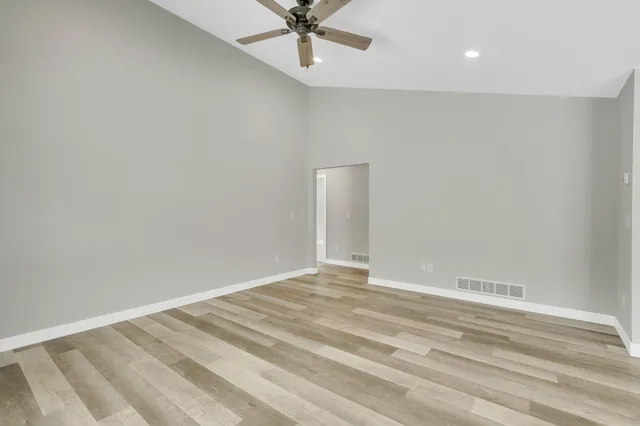 $1,995 | 436 Norway Lane, Somerset, WI 54025