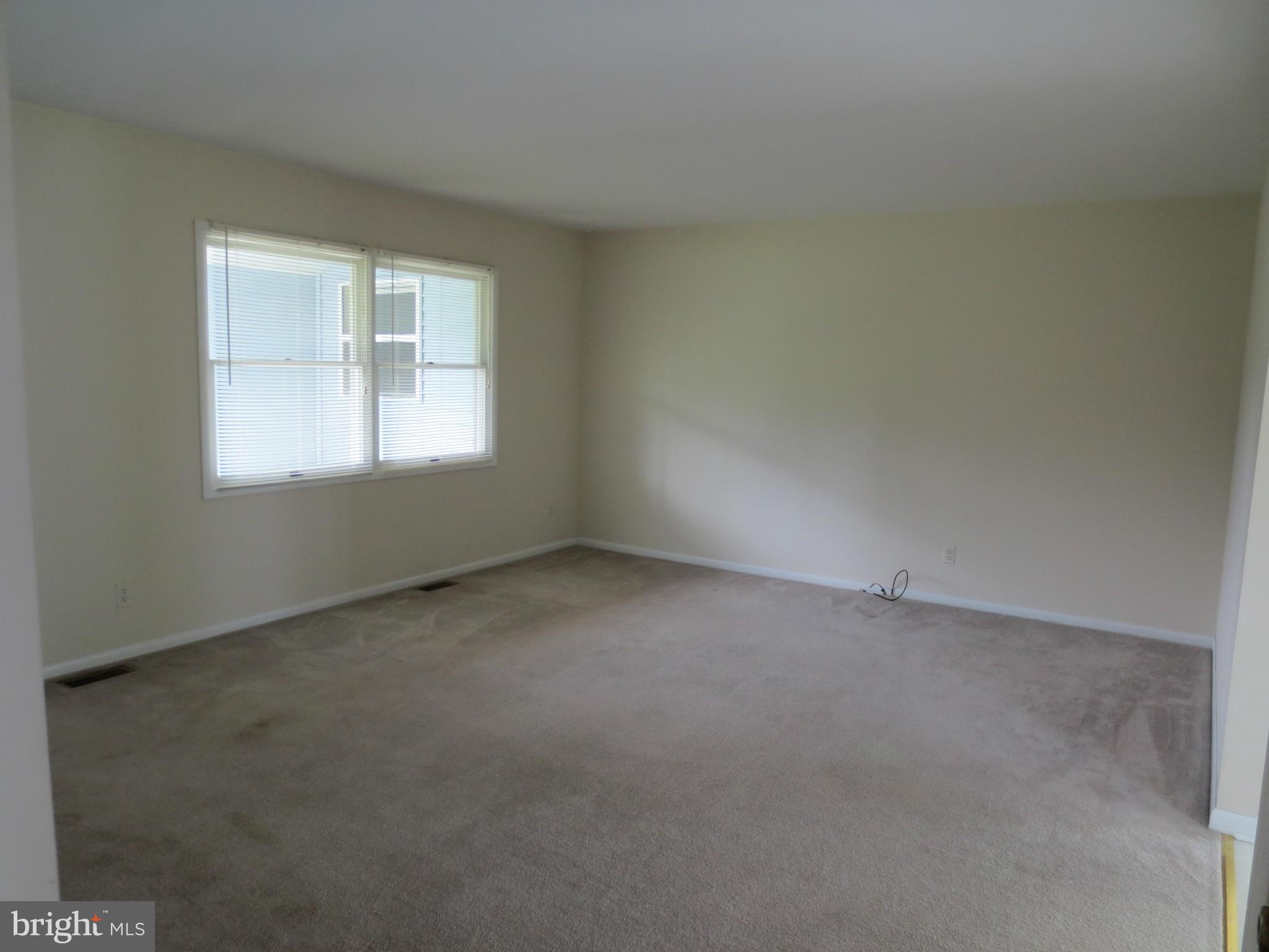 1027 Church Road Lusby, MD 20657 - Photo 11 of 26 Living Room