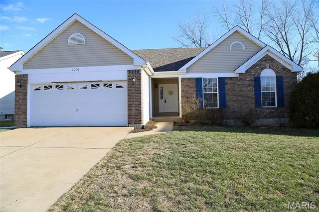 $360,000 | 1006 Golden Orchard Drive, O'Fallon, MO 63368