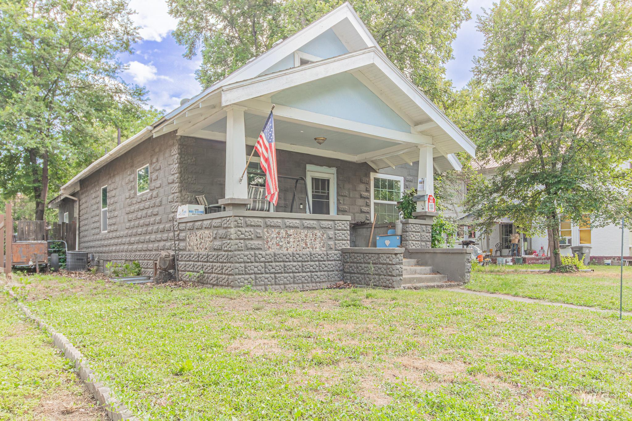 806 9th Avenue Lewiston, ID 83501 - Photo 2 of 47