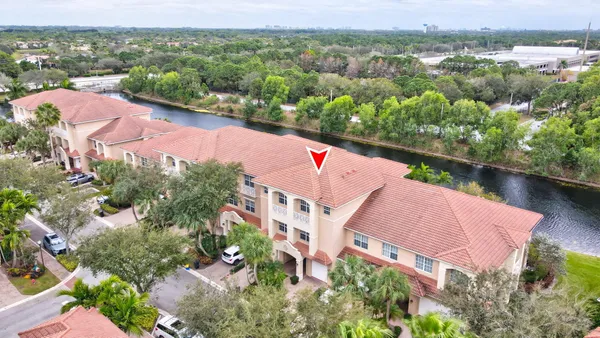 $630,000 | 4531 Artesa Way South, Palm Beach Gardens, FL 33418