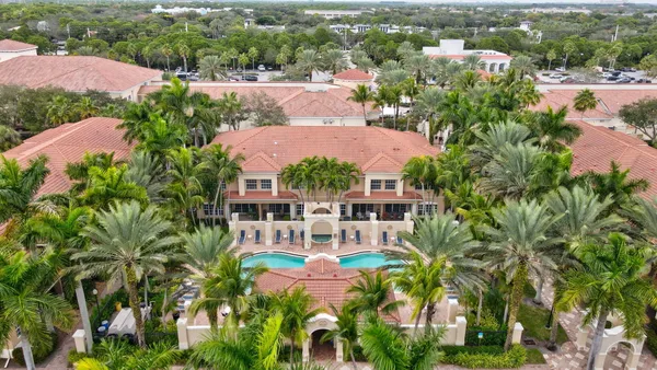 $630,000 | 4531 Artesa Way South, Palm Beach Gardens, FL 33418