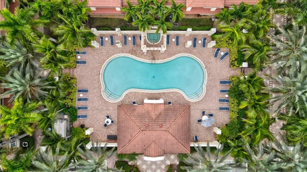 $630,000 | 4531 Artesa Way South, Palm Beach Gardens, FL 33418